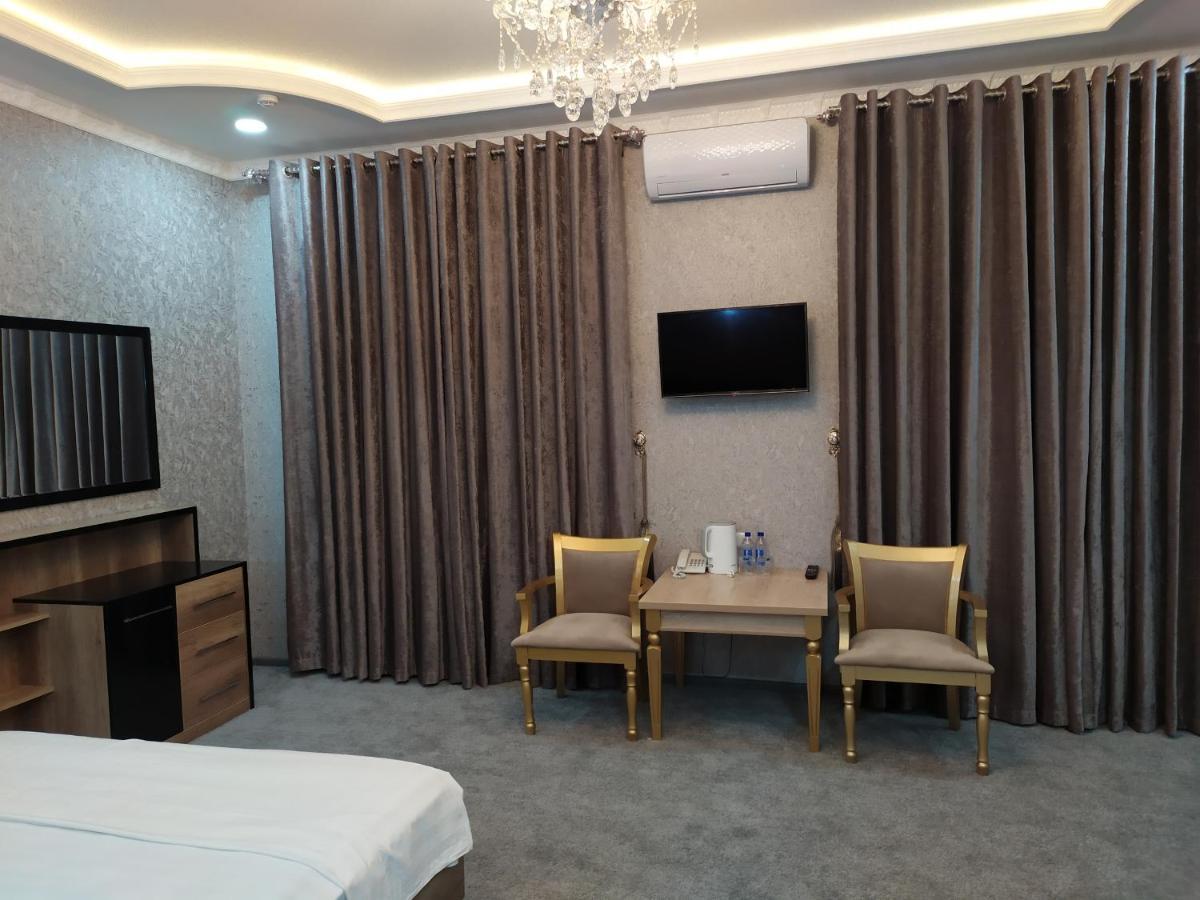 Diyor Hotel Marghilon Екстериор снимка