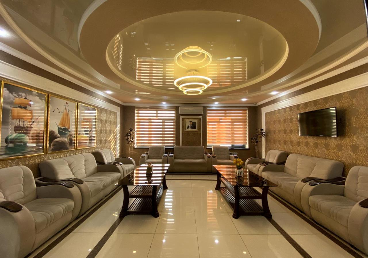 Diyor Hotel Marghilon Екстериор снимка
