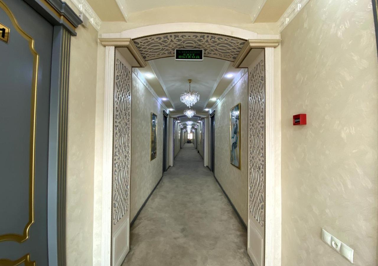 Diyor Hotel Marghilon Екстериор снимка